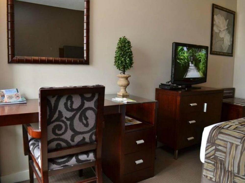 madison plaza townsville