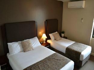 madison plaza townsville