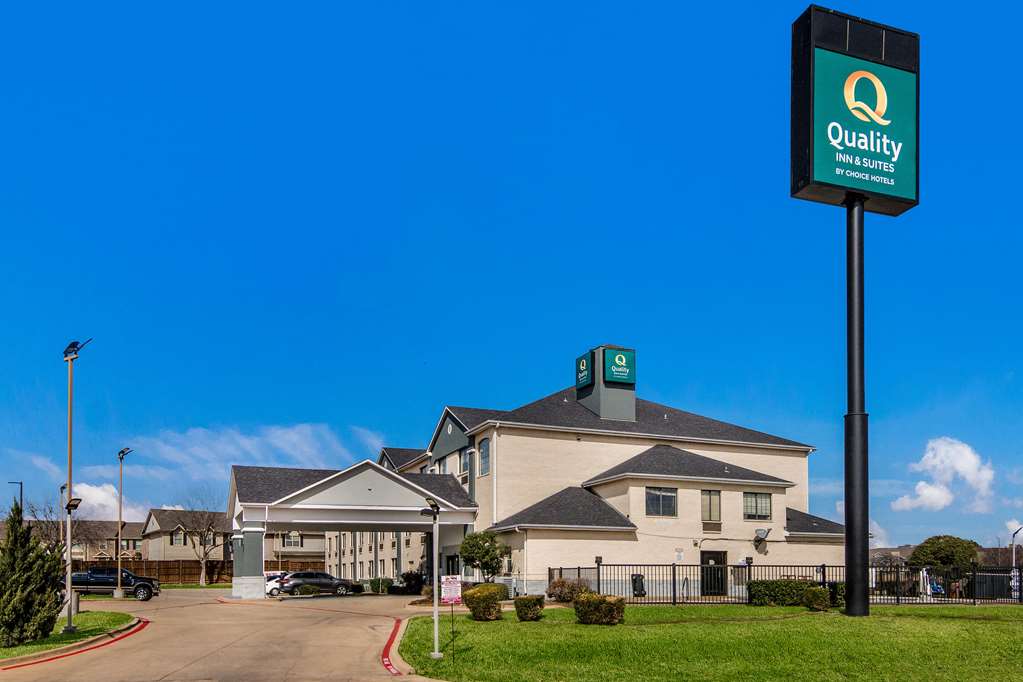 quality inn and suites