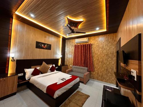 bundeli farm resort and banquet orchha