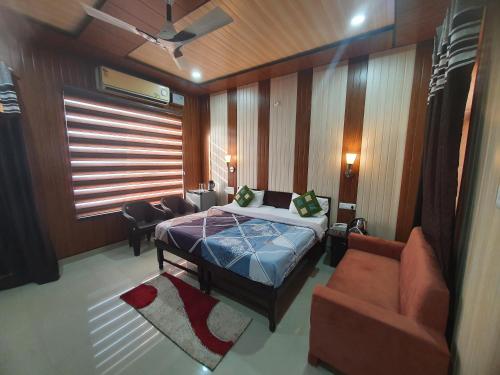 bundeli farm resort and banquet orchha