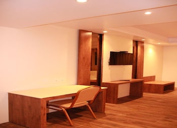 sarovar portico somnath