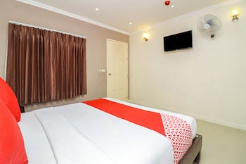 natural beach hotel pattaya