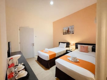 sunset point hotel seminyak