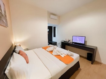 sunset point hotel seminyak