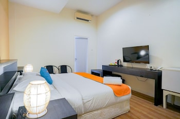 sunset point hotel seminyak