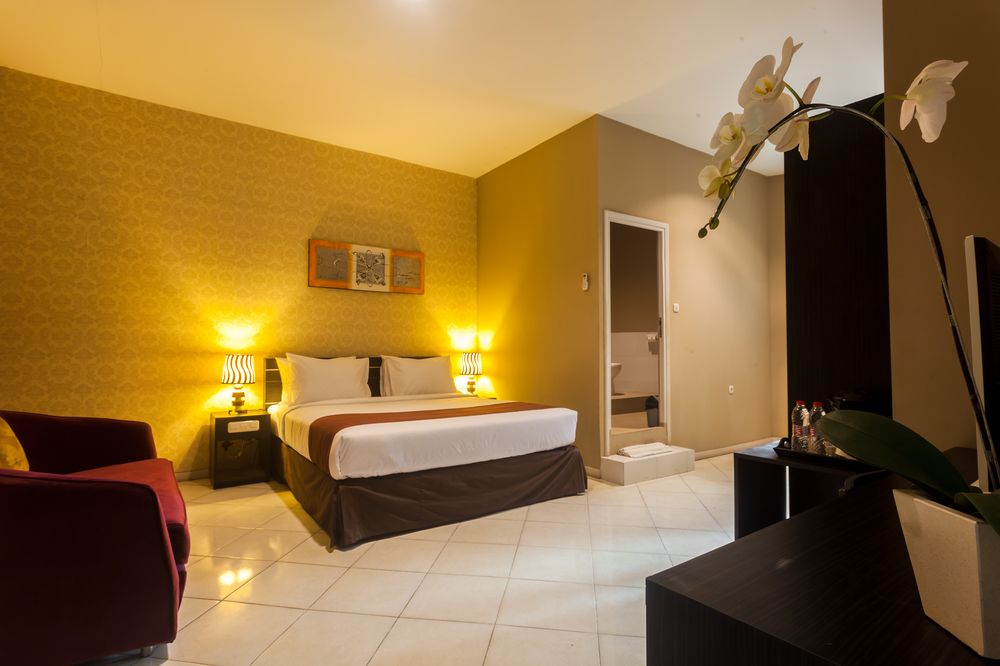 sunset point hotel seminyak