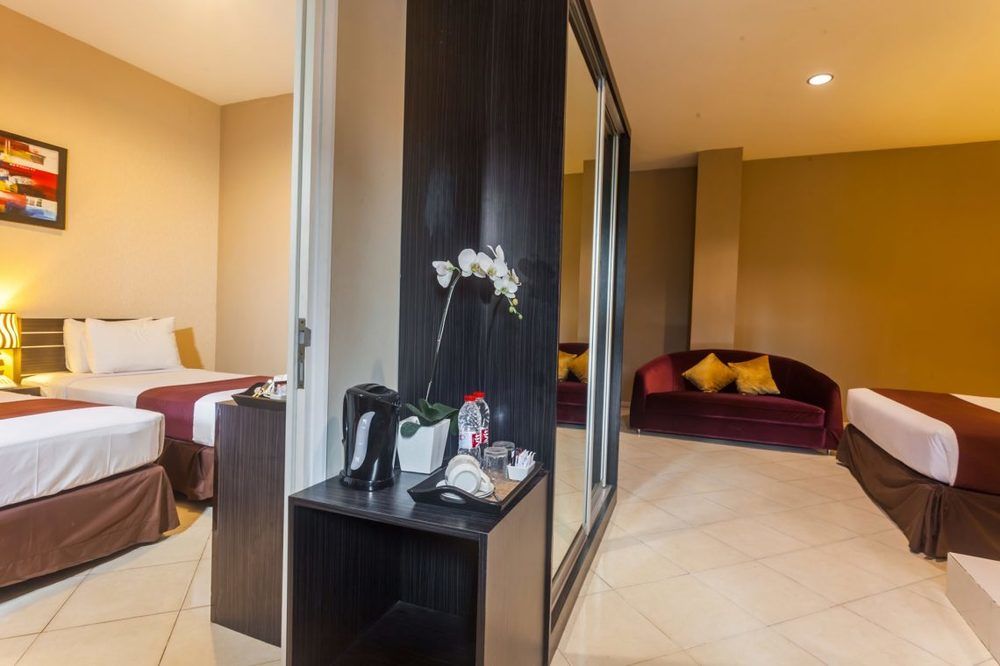 sunset point hotel seminyak