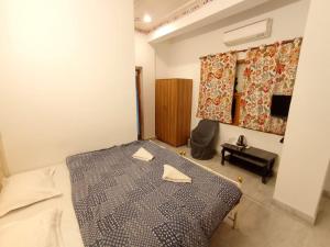 little peepal house