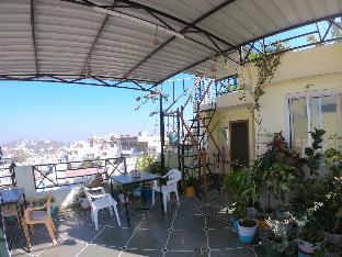 little peepal house