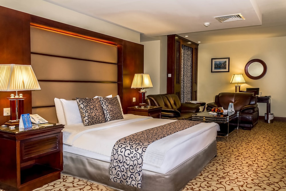 days inn by wyndham hotel suites amman