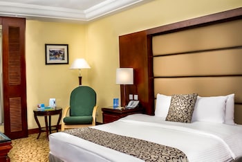 days inn by wyndham hotel suites amman