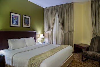 days inn by wyndham hotel suites amman