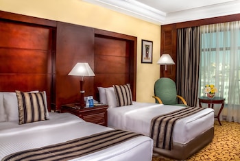 days inn by wyndham hotel suites amman