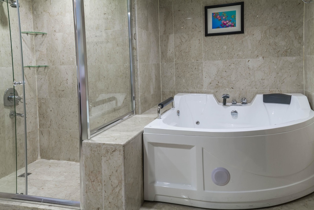 days inn by wyndham hotel suites amman