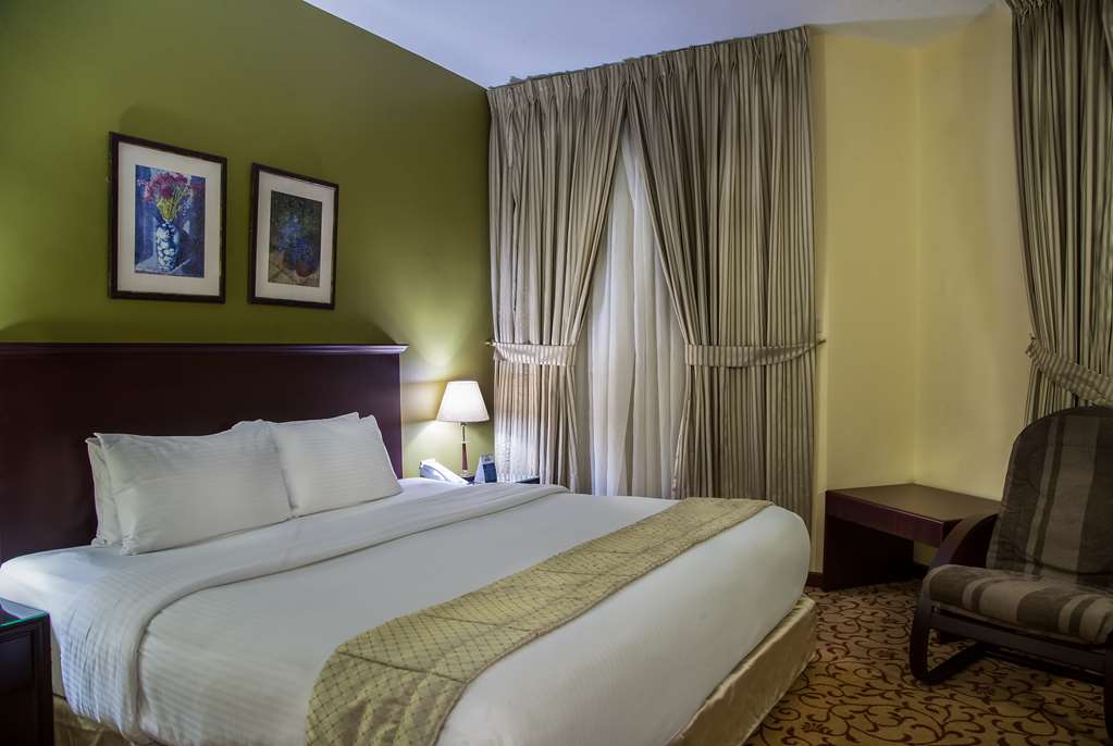 days inn by wyndham hotel suites amman