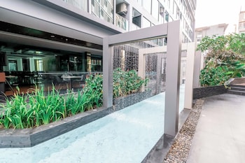 the proud hotel pattaya