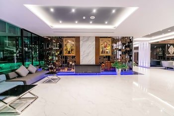 the proud hotel pattaya