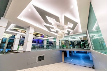 the proud hotel pattaya