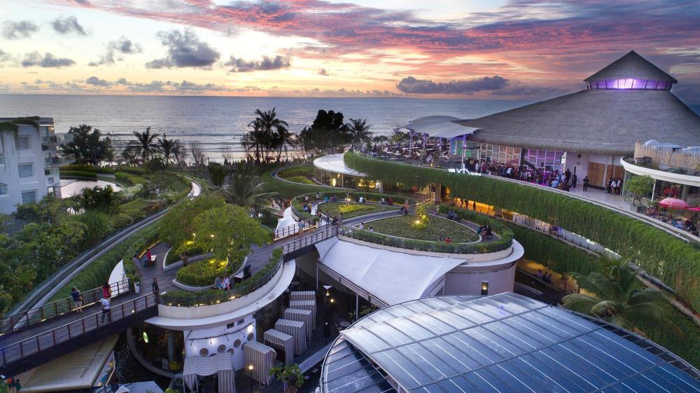 yello hotel kuta beachwalk bali