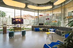yello hotel kuta beachwalk bali