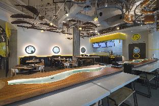 yello hotel kuta beachwalk bali