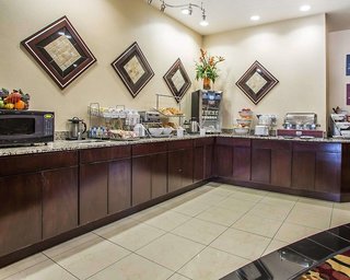 comfort suites troy i75