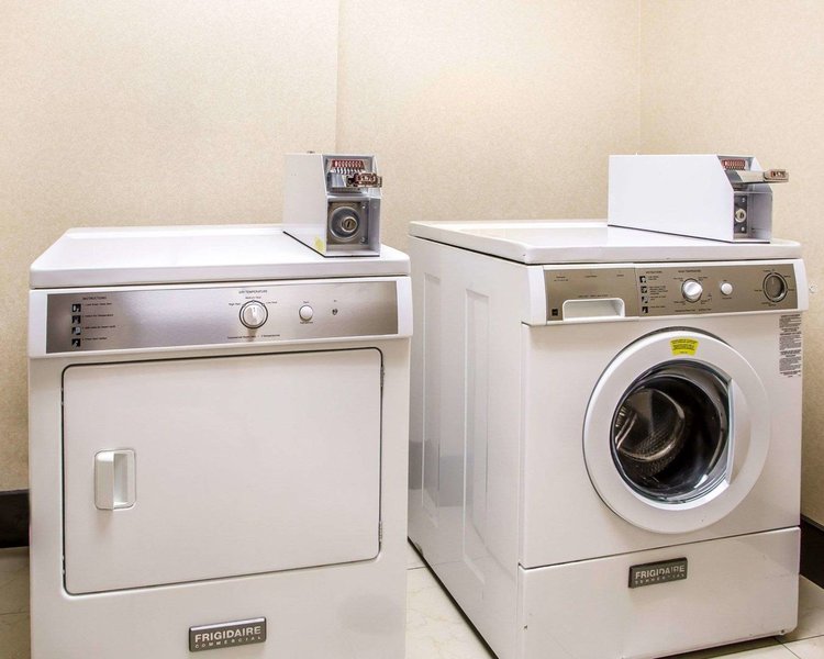 comfort suites troy i75