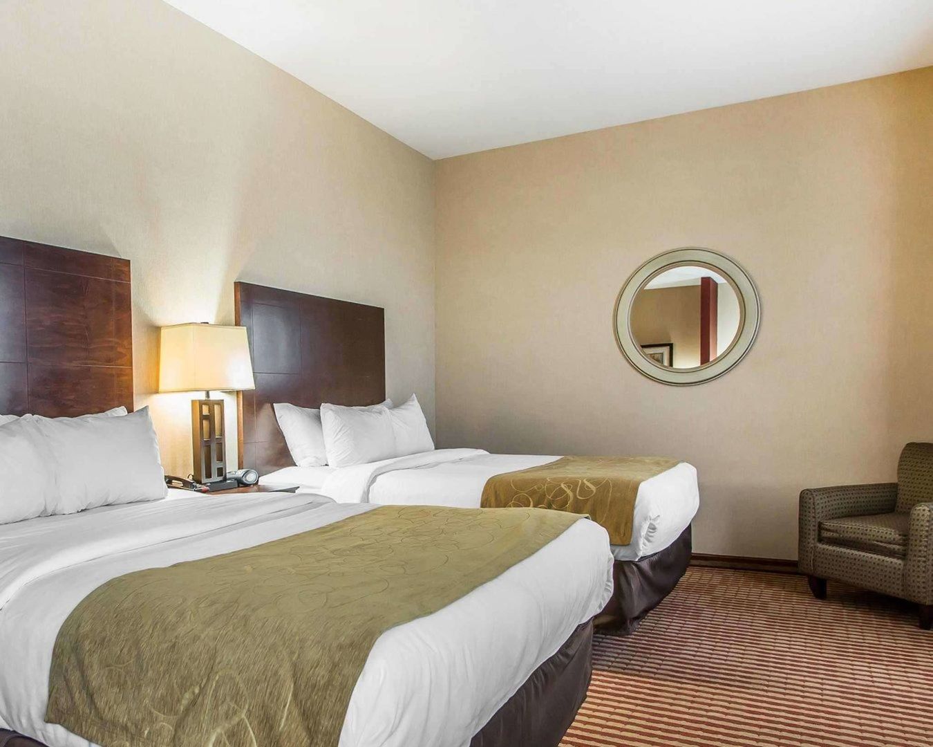 comfort suites troy i75