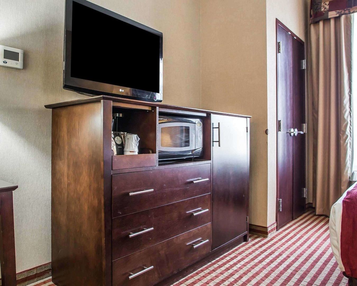 comfort suites troy i75