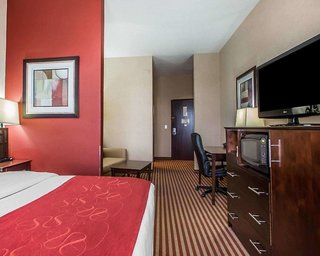 comfort suites troy i75