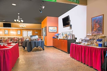 norwood inn and suites la crosse