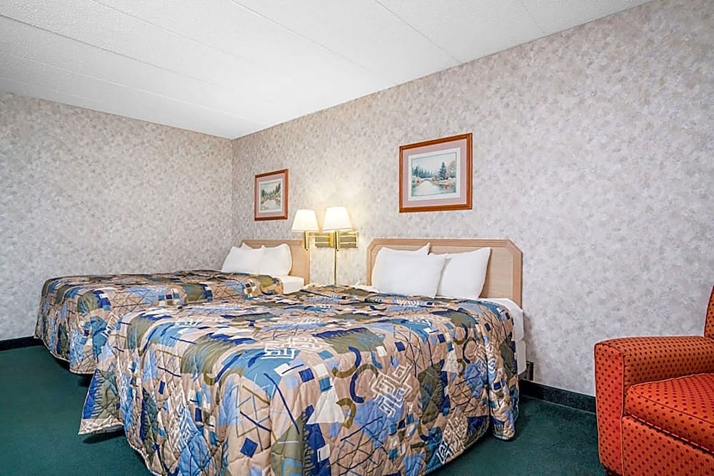 norwood inn and suites la crosse