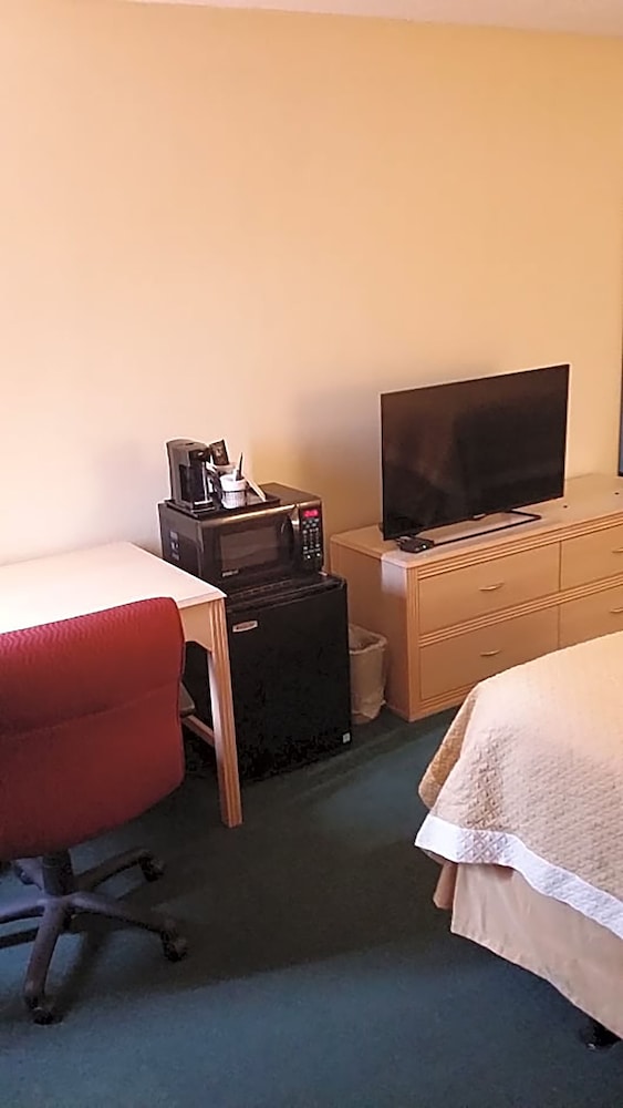 norwood inn and suites la crosse