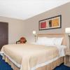 norwood inn and suites la crosse