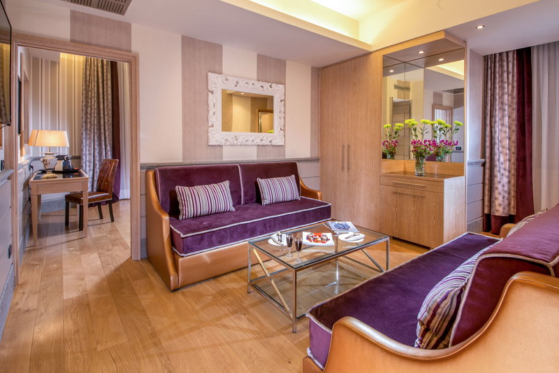 inn at the spanish steps