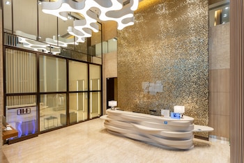 holiday inn express hong kong mongkok by ihg