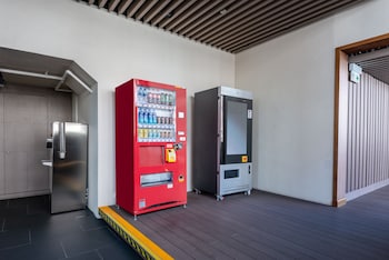 holiday inn express hong kong mongkok by ihg