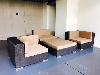 holiday inn express hong kong mongkok by ihg