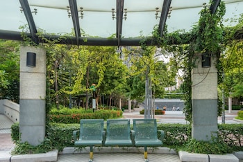 holiday inn express hong kong mongkok by ihg