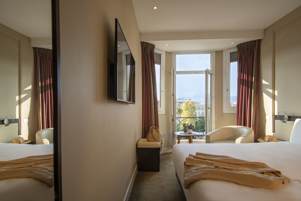 albert 1er hotel nice france