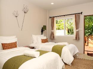 the blue sky resort ranong