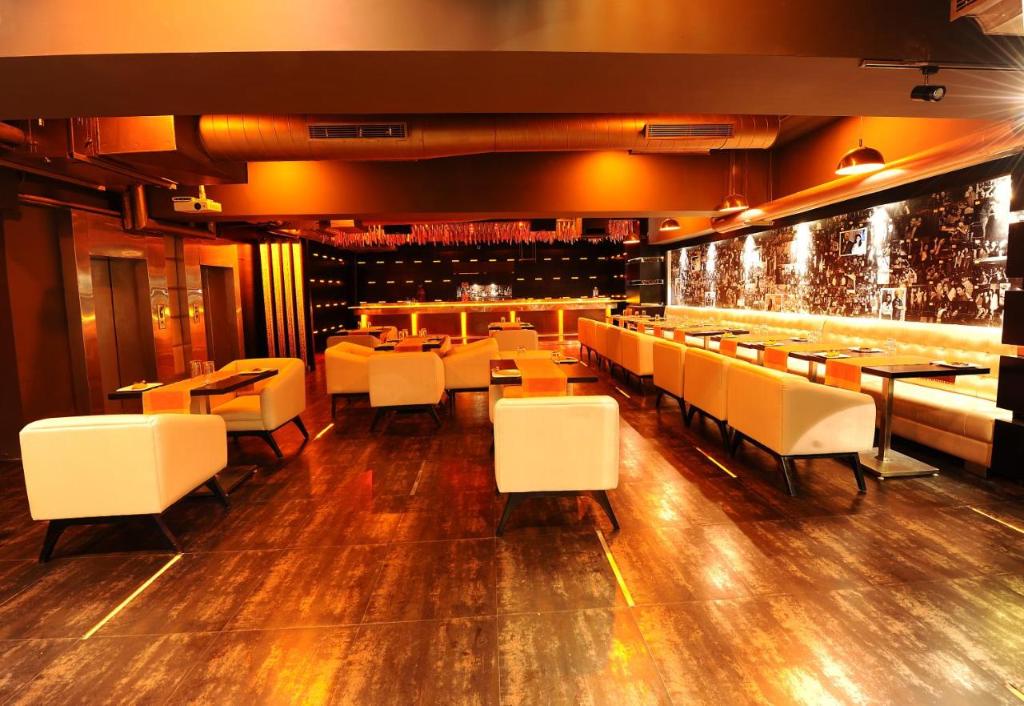 regenta place amritsar