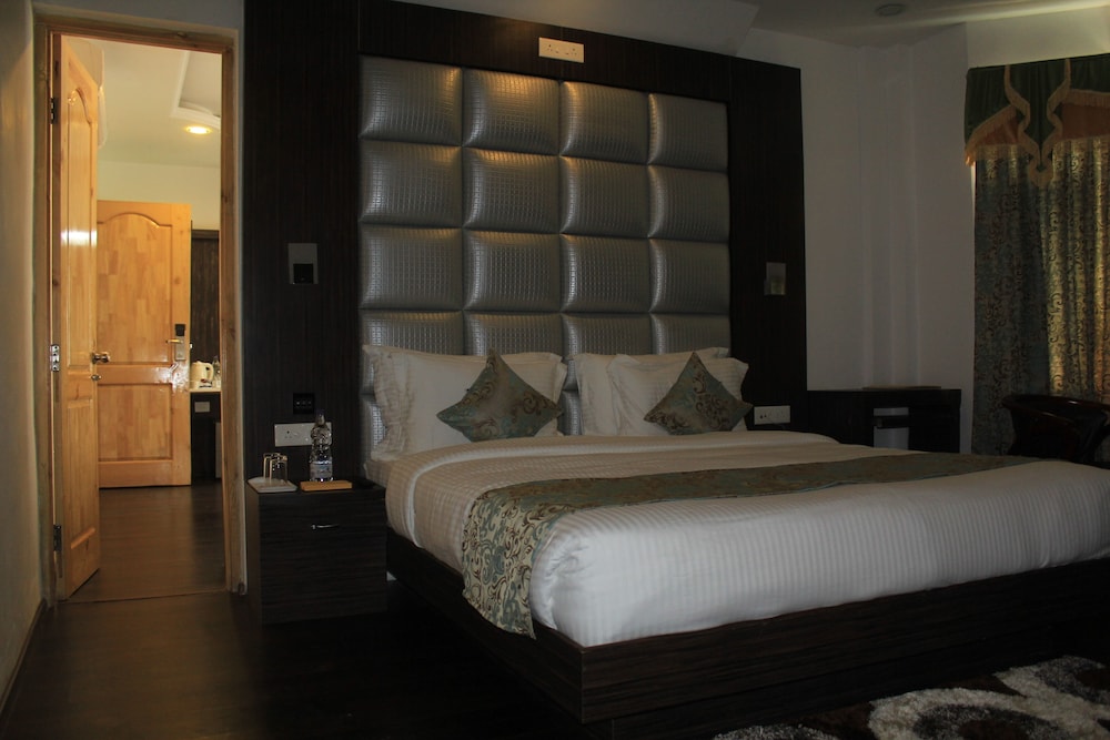 mannat resorts
