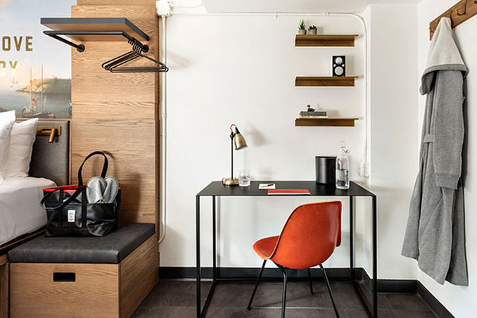 the revolution hotel