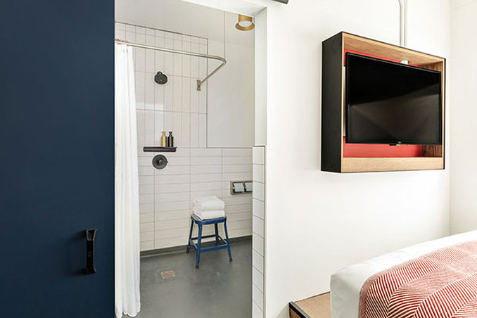 the revolution hotel