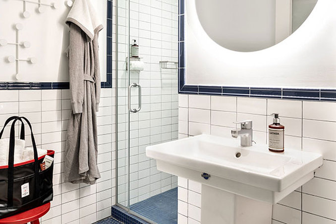 the revolution hotel