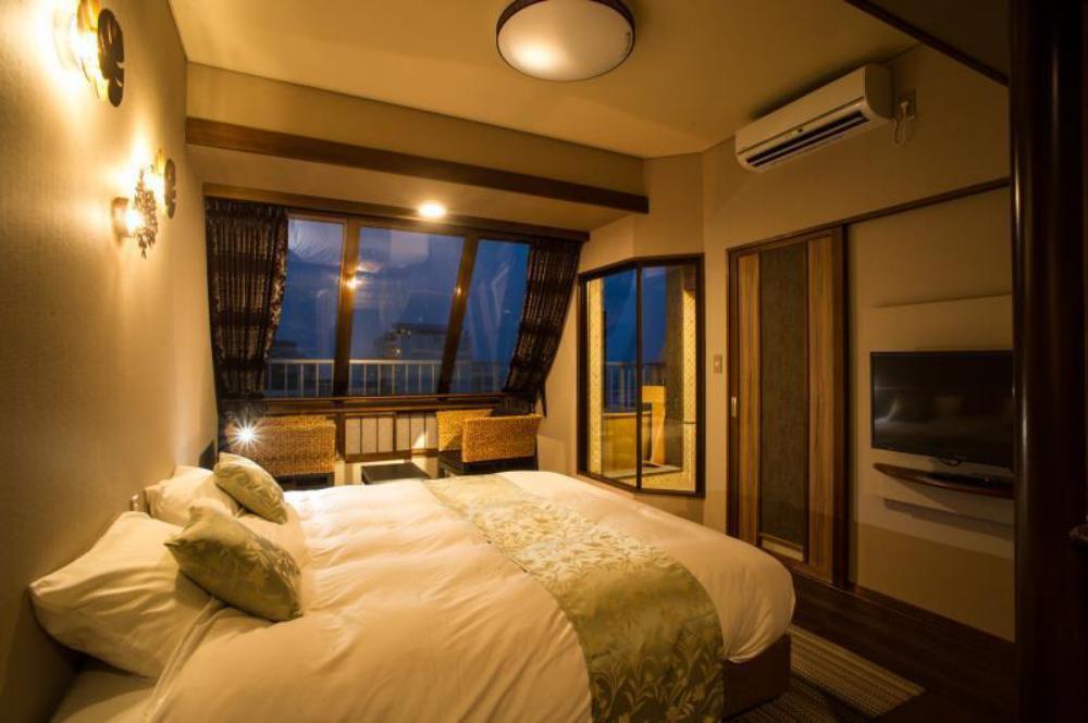 petite hotel inatori resort