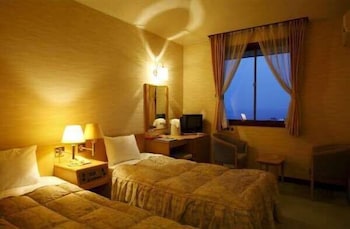 petite hotel inatori resort