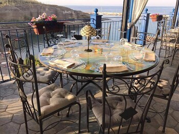 Hotel Isolabella,Near Cala Rossano,3 star